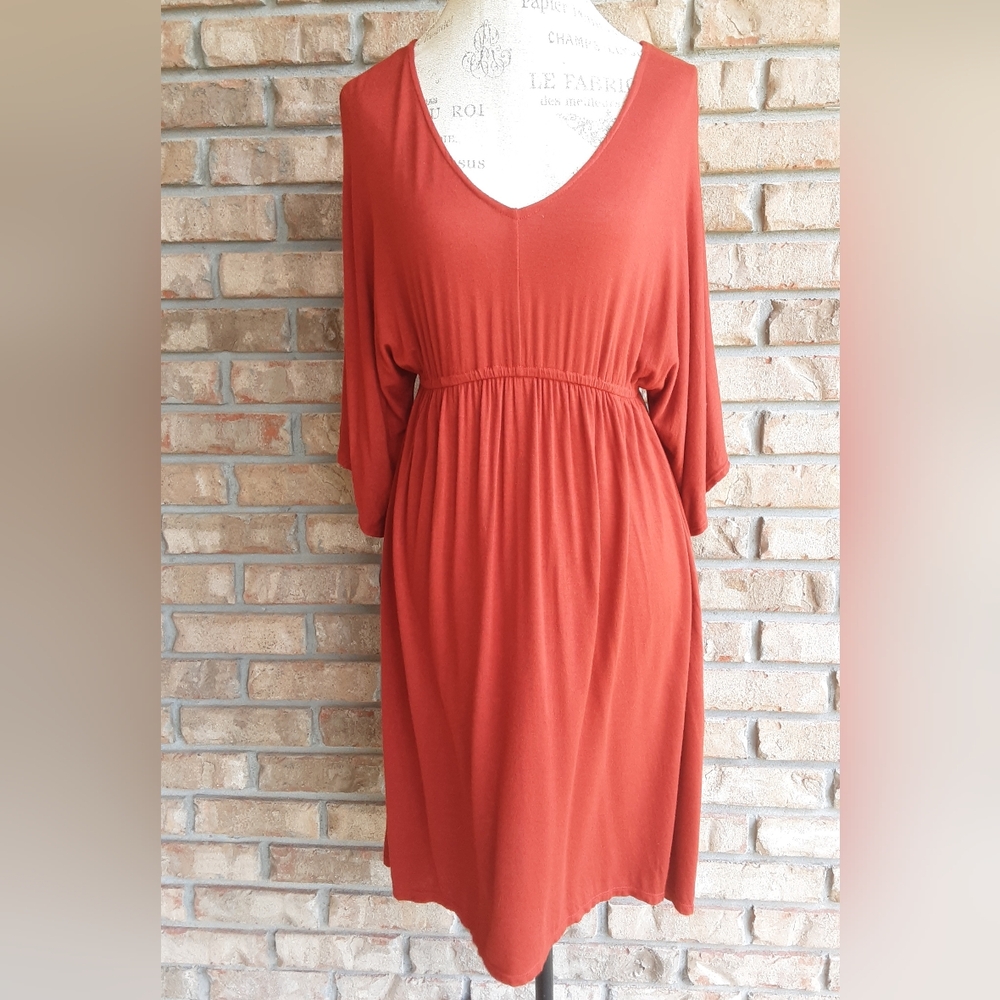 Nations V-neck Dolman Sleeve Casual Dress Size Medium.